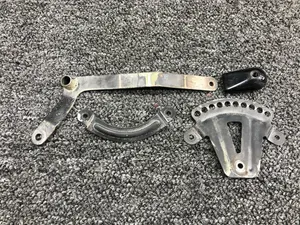 2113211-6 / 2113210-1 Cessna T207A Cowl Flap Lever Assy W/ Position Bracket